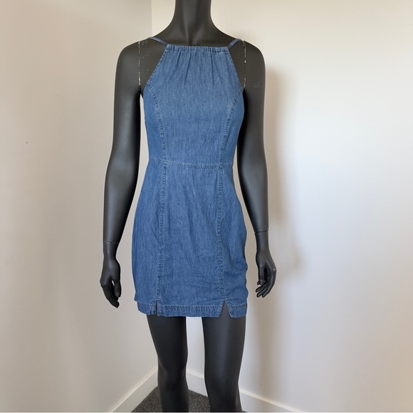 ⚪️ ASOS DESIGN Hourglass soft denim halterneck slip dress in midwash / Size 4 - Picture 1 of 7